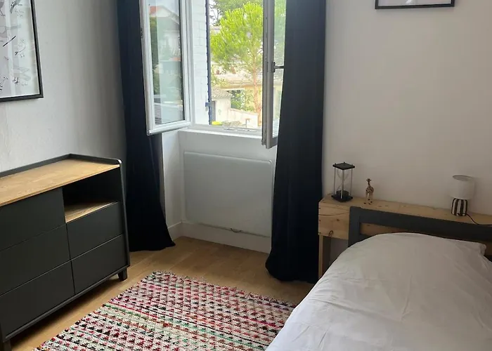 Nyaraló Les Dahlias *