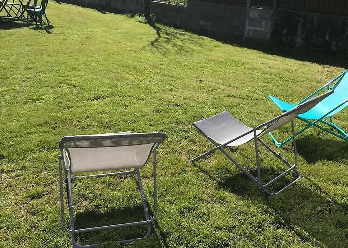 Les Dahlias Nyaraló